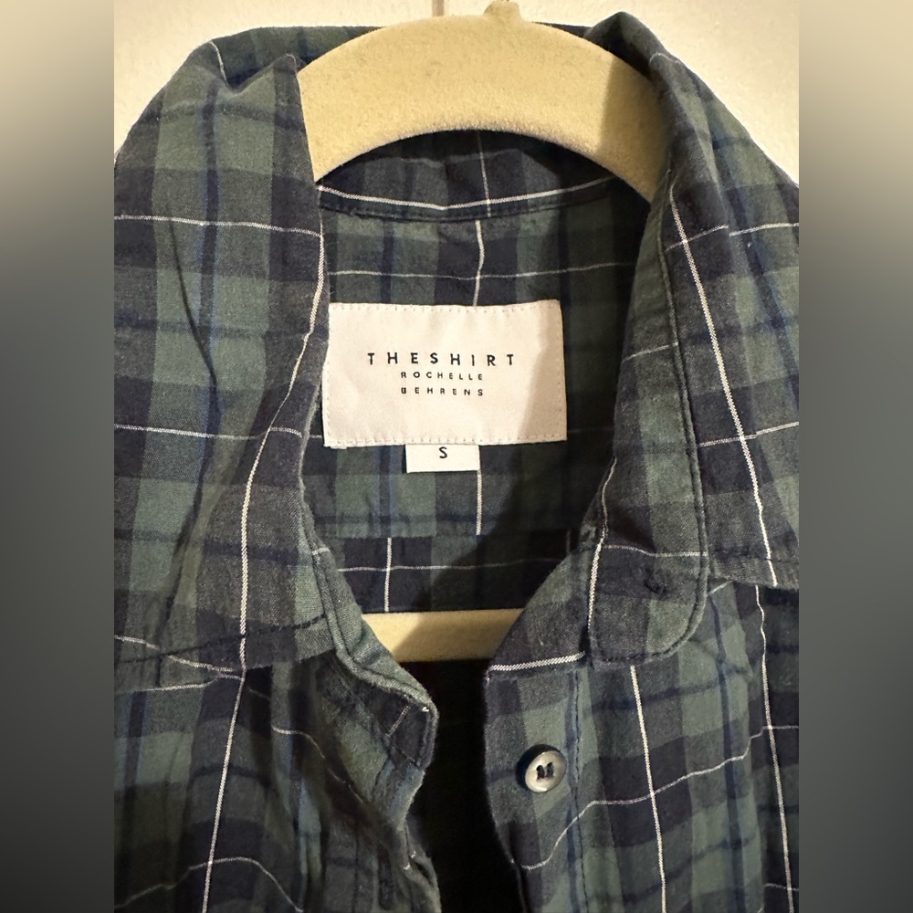 Plaid The Shirt by Rochelle Behrens, nice button detailing, good condition